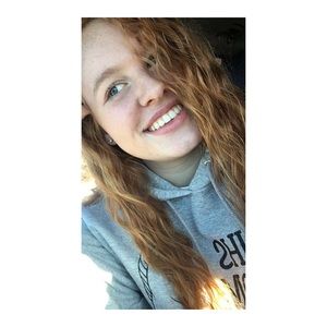 Meet your Posher, Katelyn